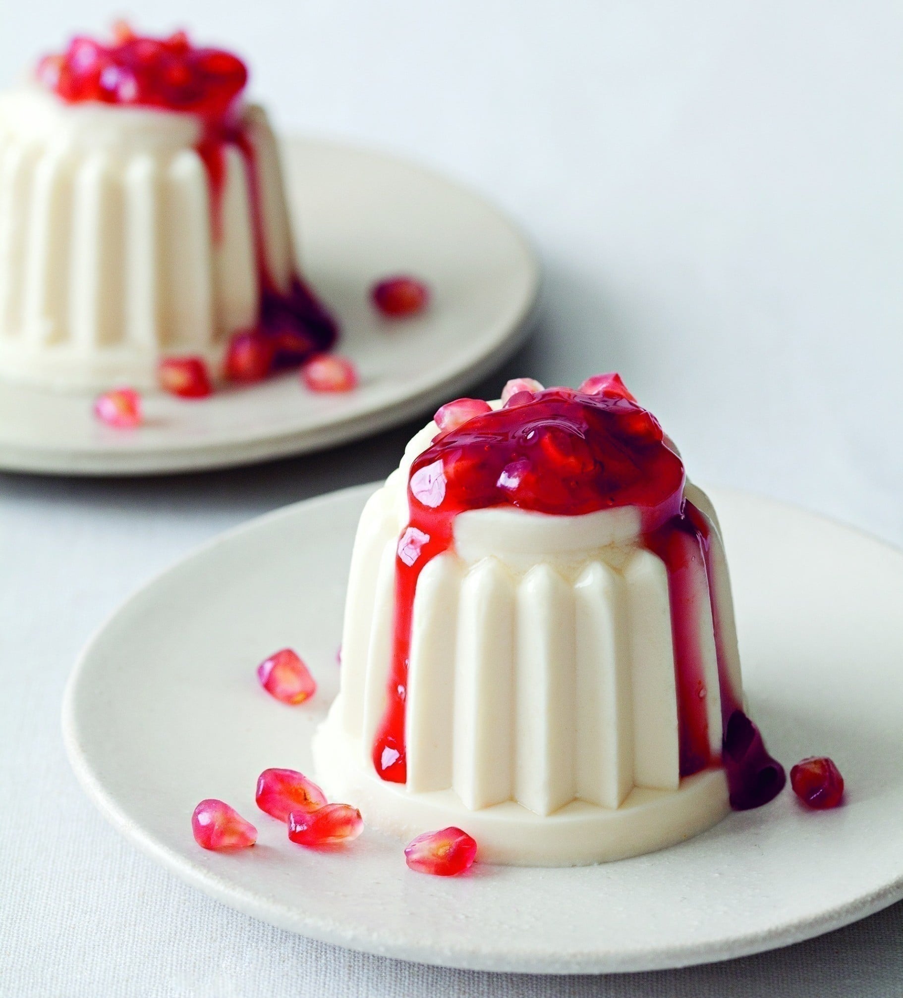 طرز تهیه دسر پاناکوتا انار